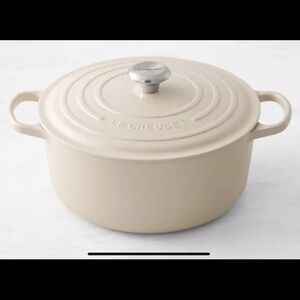 Le Creuset Cream Cast Iron Dutch Oven